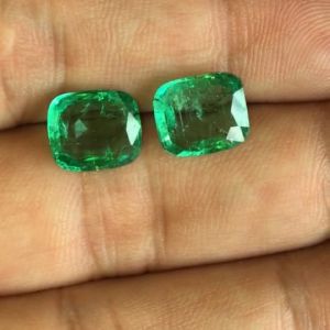 Natural Colombian Emerald Pair – Cushion Cut, Total 5.66 Carats (Exceptional Luster)