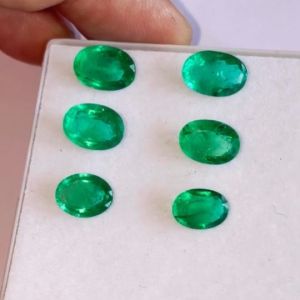 Natural Emerald Lot – 6 Pieces, 11.00 cts Total
