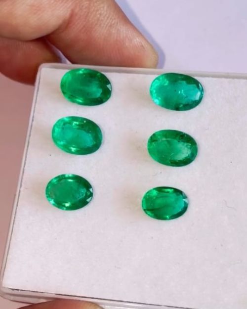 Natural Emerald Lot – 6 Pieces, 11.00 cts Total